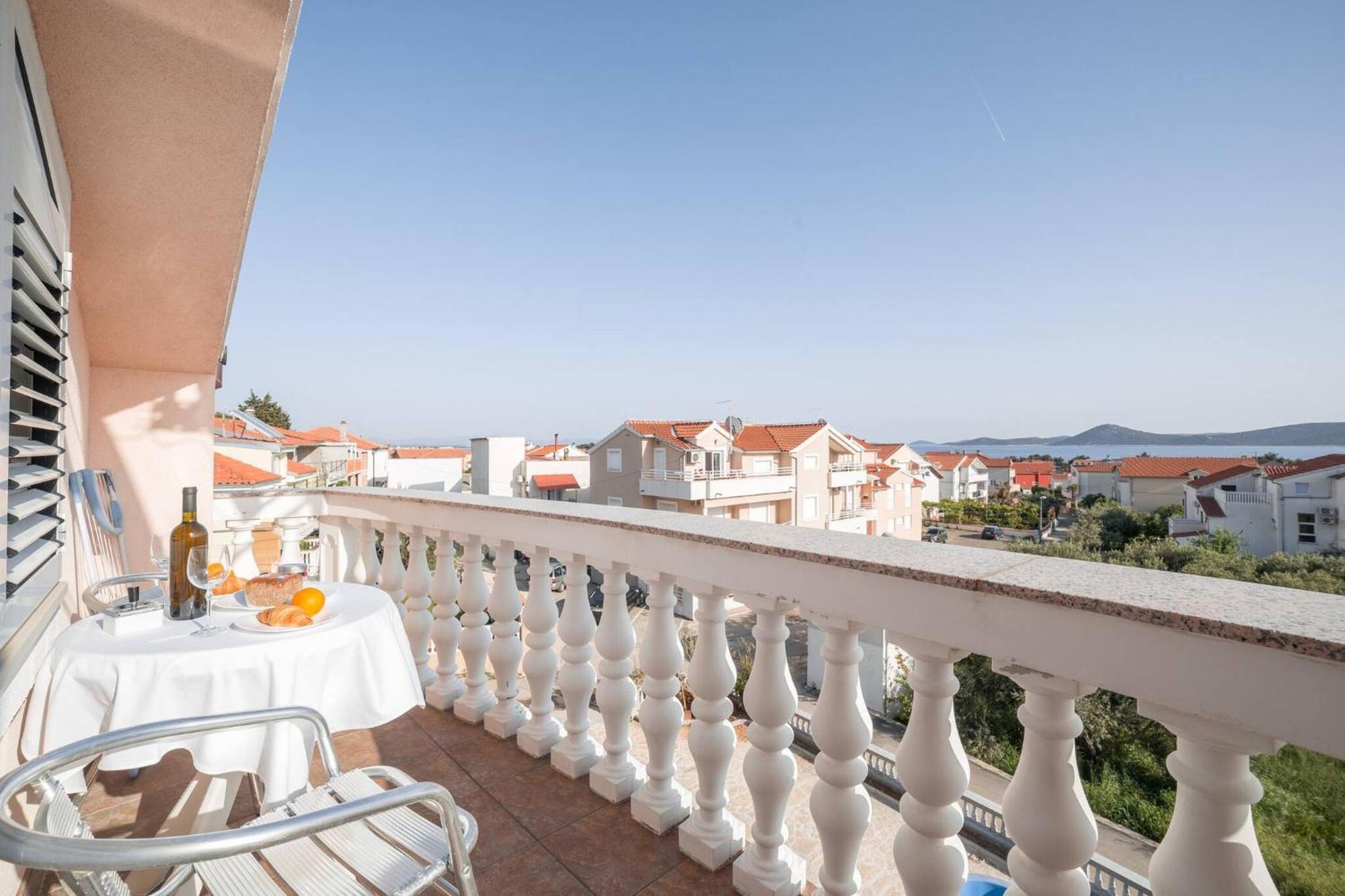 Appartement Nikol à Vodice Extérieur photo